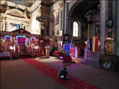 Vedere interioară a bisericii.